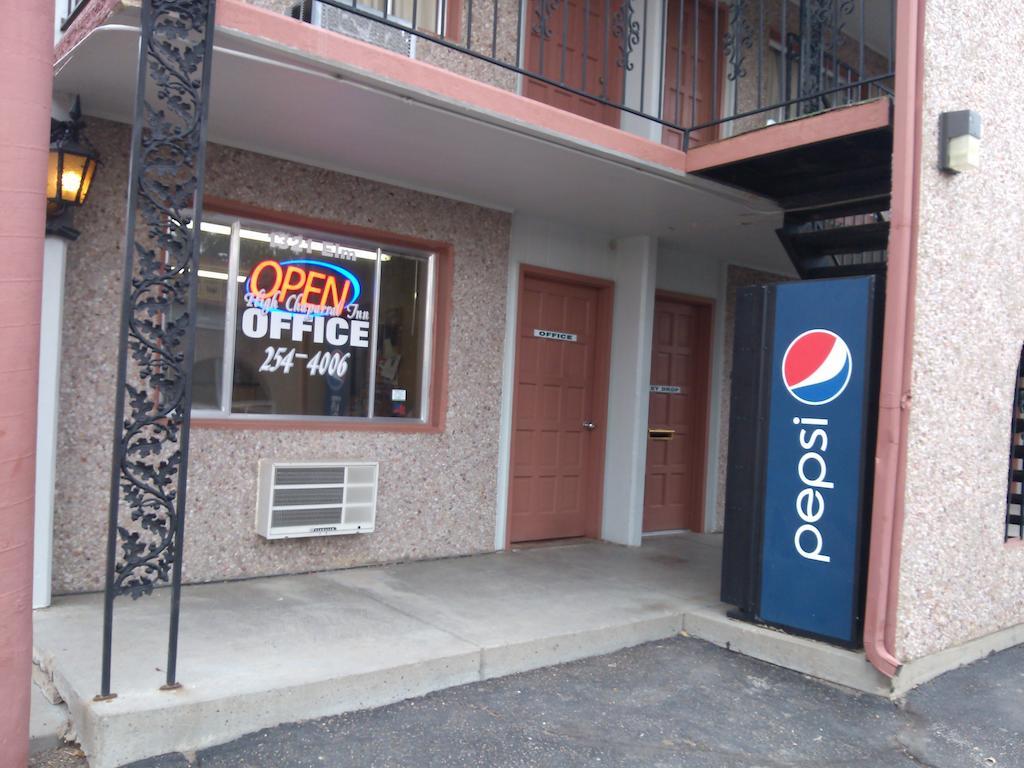 High Chaparral Inn Rocky Ford ภายนอก รูปภาพ
