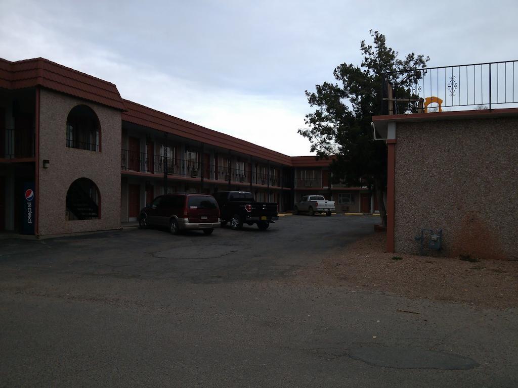 High Chaparral Inn Rocky Ford ภายนอก รูปภาพ