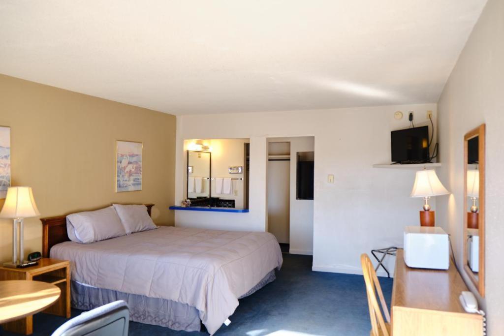 High Chaparral Inn Rocky Ford ภายนอก รูปภาพ