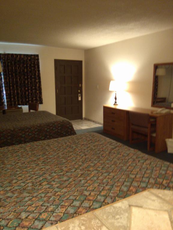 High Chaparral Inn Rocky Ford ห้อง รูปภาพ
